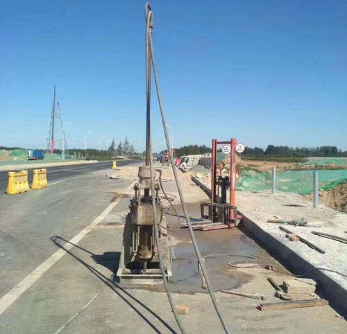 富阳公路高聚物注浆加固